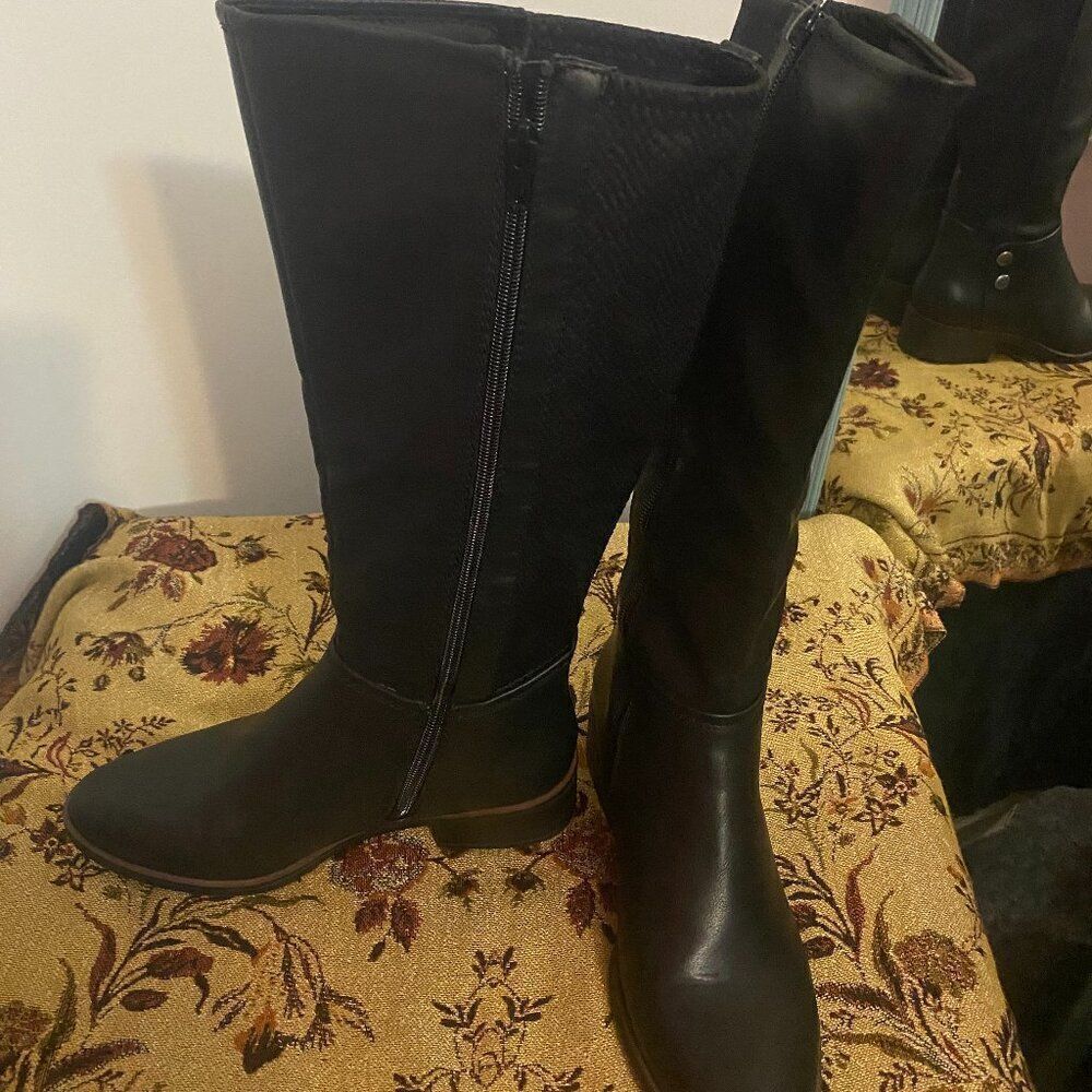 BareTraps Madellyn Back studded tall boots, size 6M